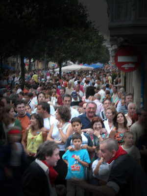 http://planete-monde.viabloga.com/images/foule___Vitoria_Gasteiz_t.jpg